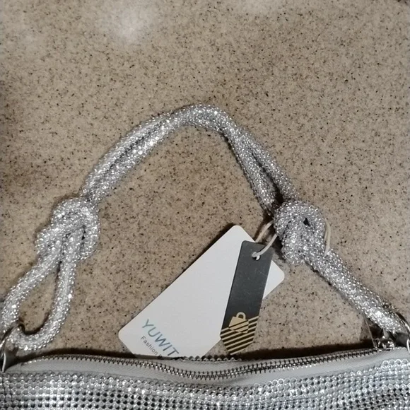 YUWITA purse NWT - Picture 4 of 7